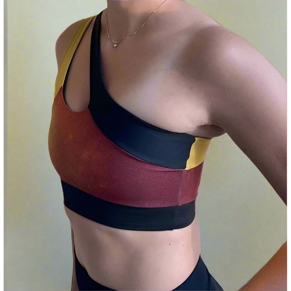  One-Shoulder-Fire-Sports-Bra